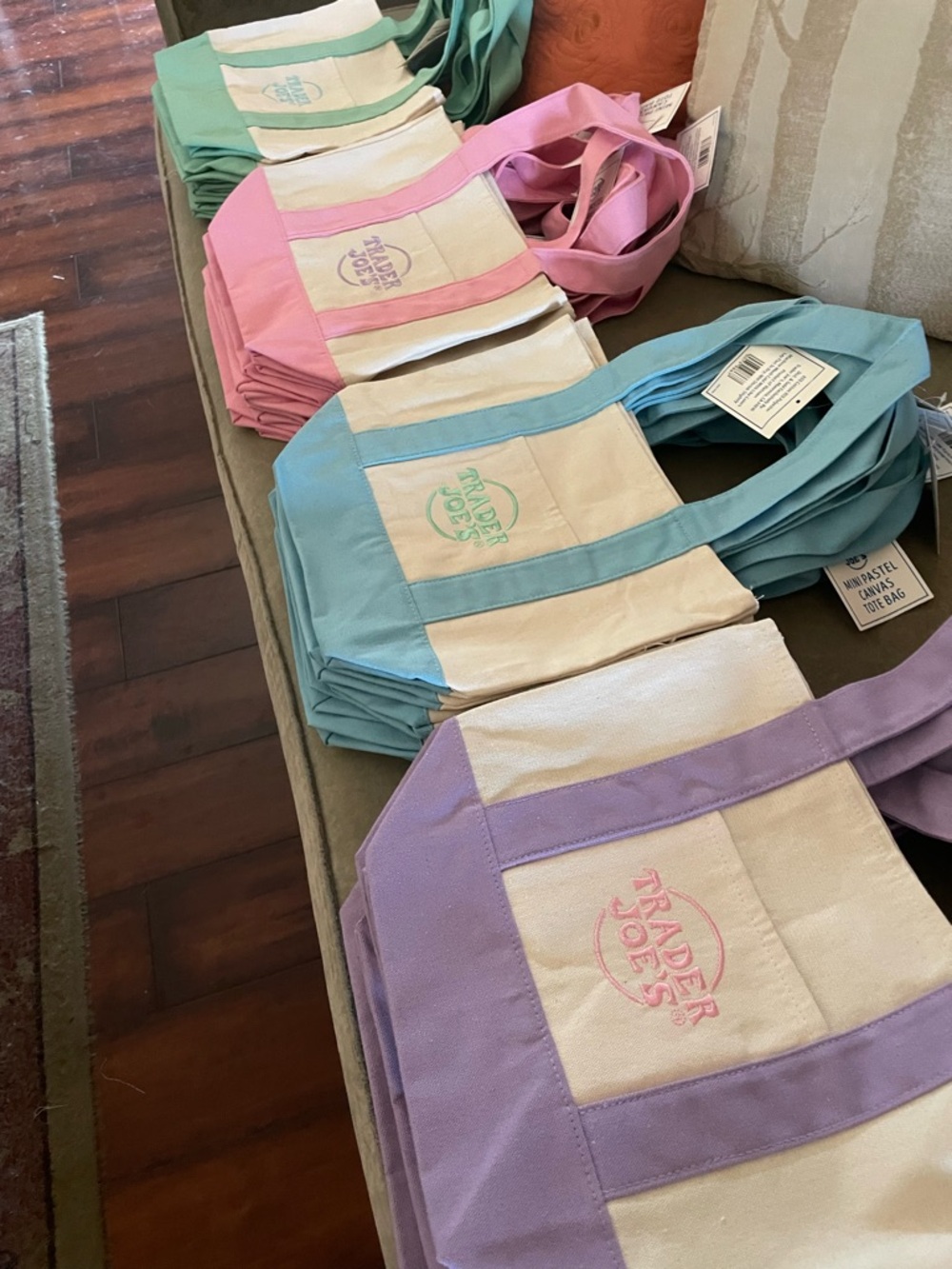 NWT Viral Trader Joe's Mini Pastel Canvas Tote Bags - Set of 4
